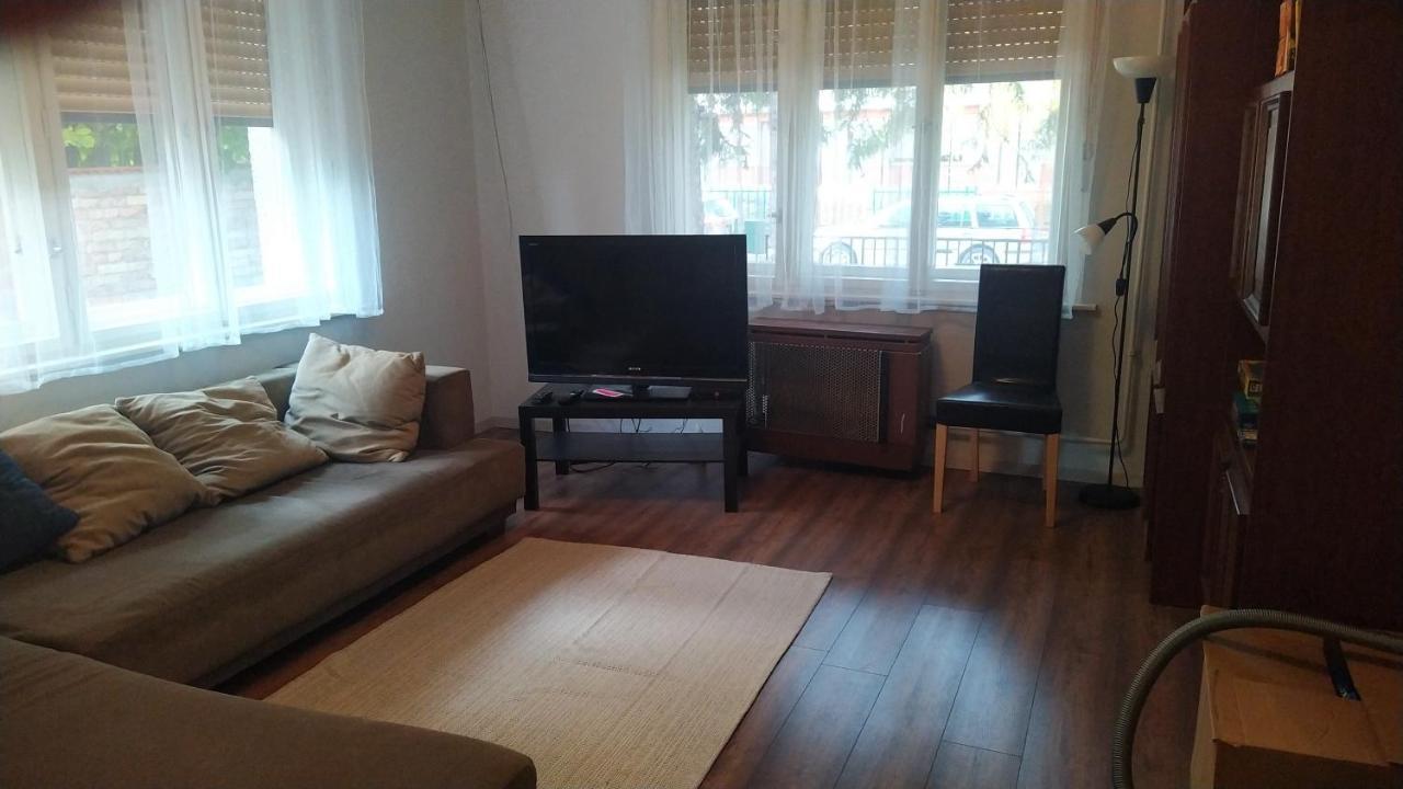 Ferienwohnung Tulipan Vendeghaz Siófok Exterior foto