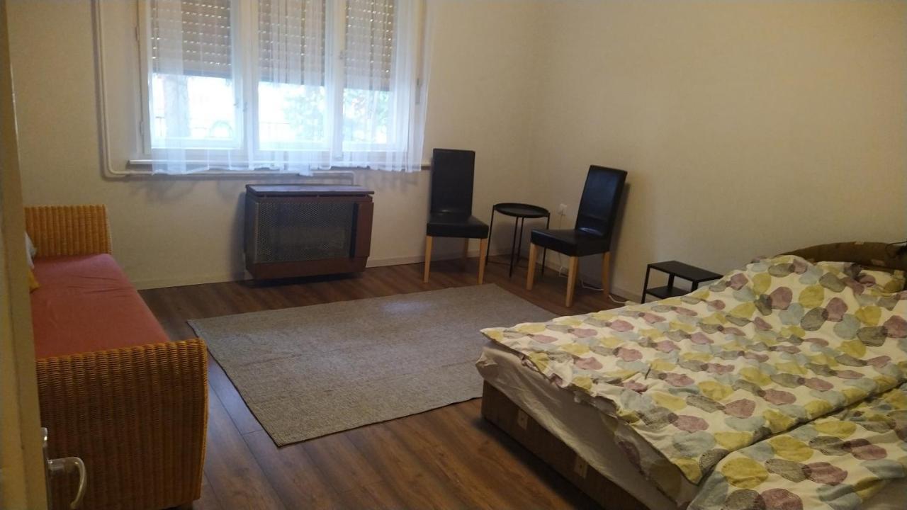 Ferienwohnung Tulipan Vendeghaz Siófok Exterior foto
