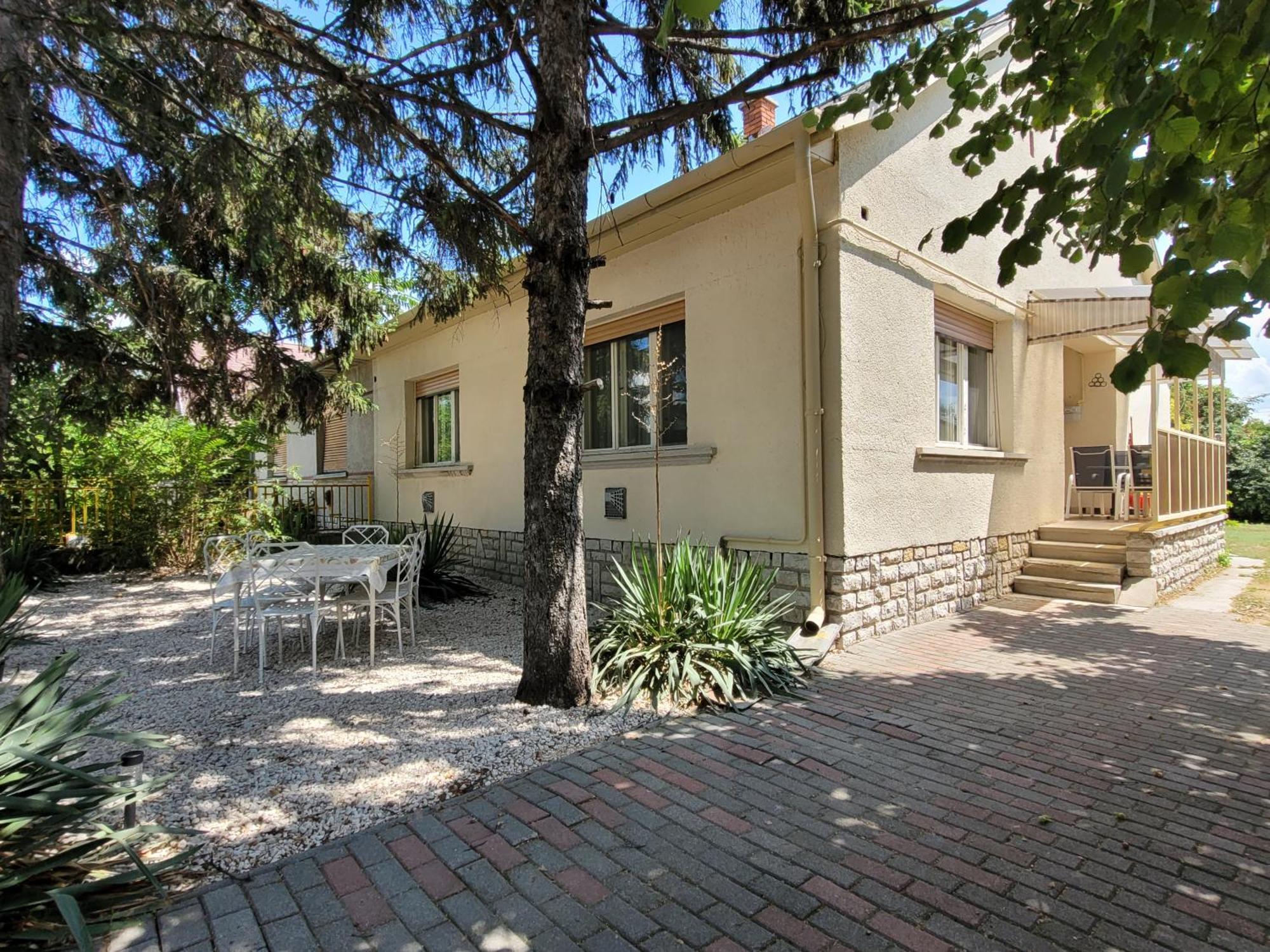 Ferienwohnung Tulipan Vendeghaz Siófok Exterior foto